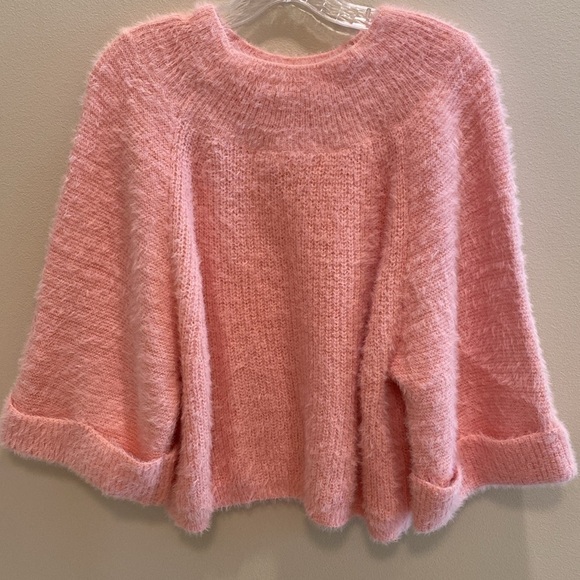 Sweet Generis Pink Fluffy Cropped Wide Cuffed 3/4 Sleeve Sweater Neck Size M/L - Picture 4 of 10